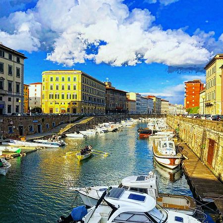 Livorno Apartment Bagian luar foto
