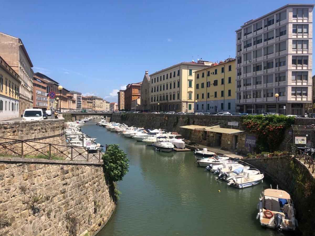 Livorno Apartment Bagian luar foto