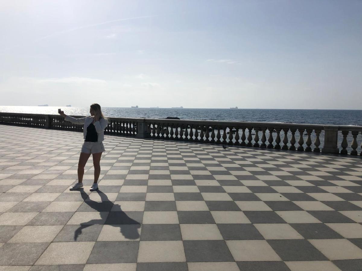 Livorno Apartment Bagian luar foto