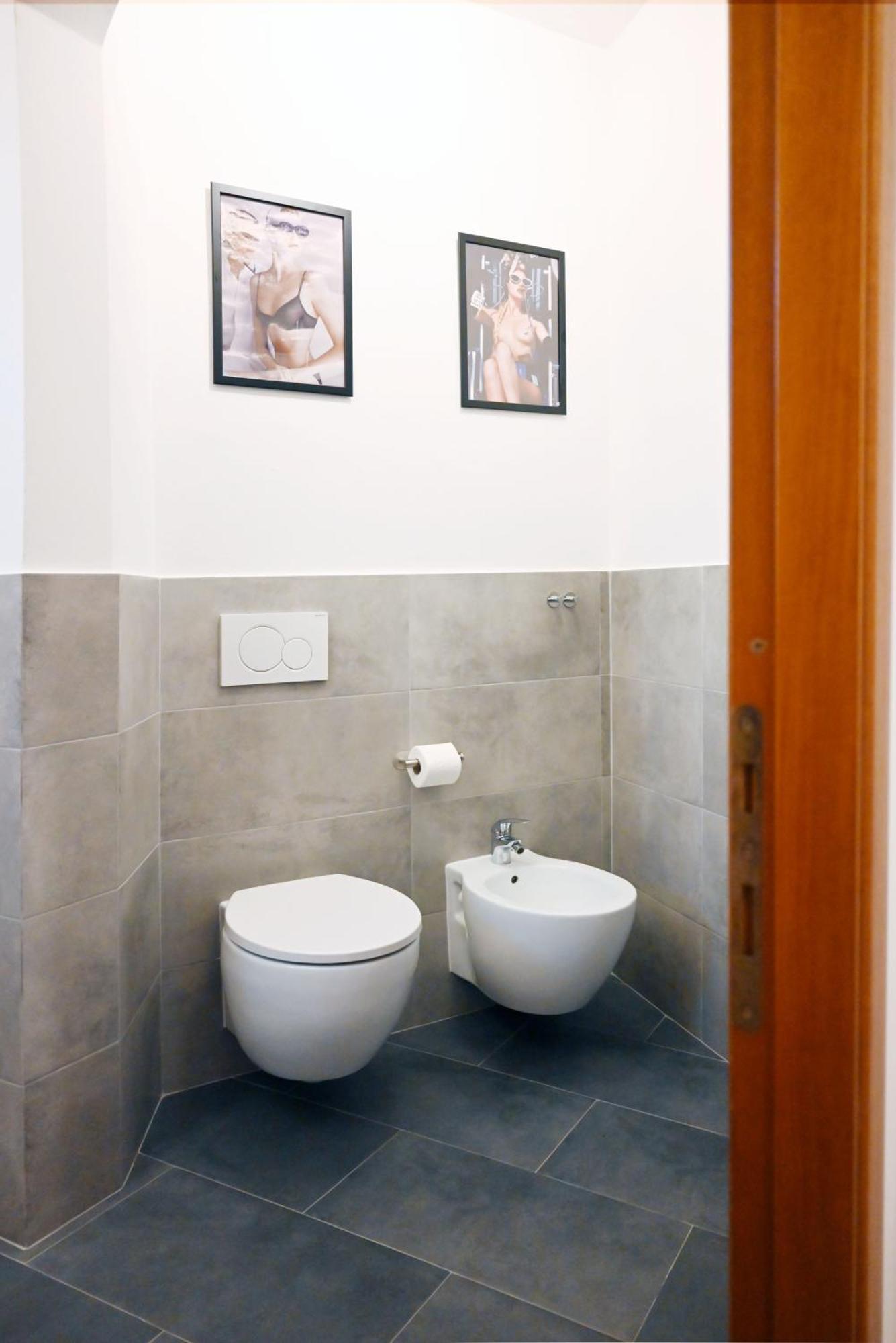 Livorno Apartment Bagian luar foto